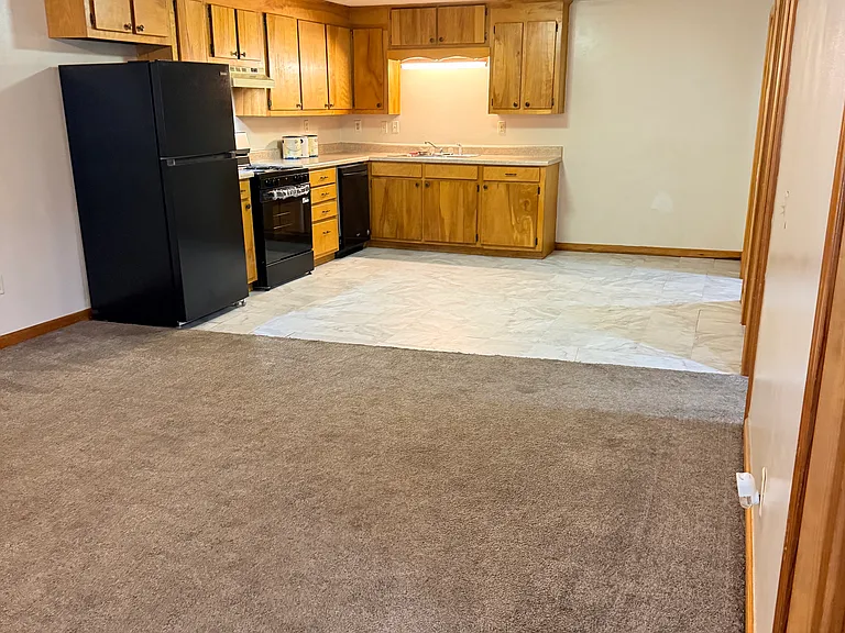 517 Chatham Hill Rd — Photo 2