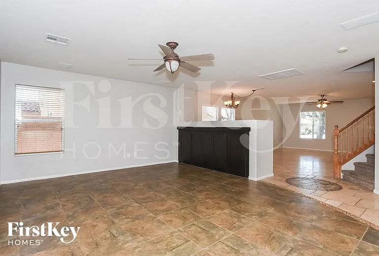 5048 Indigo Gorge Ave — Photo 5