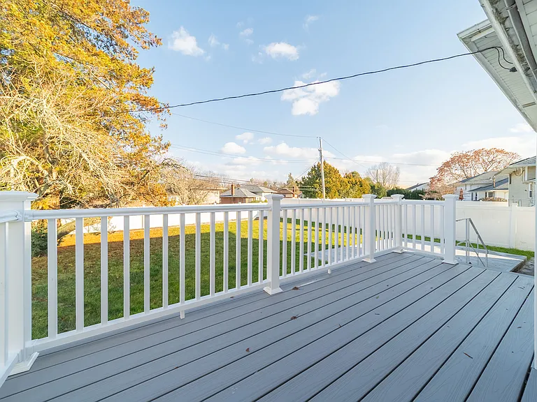 8 Spector Ln — Photo 16