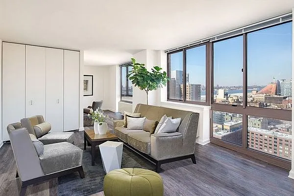 Rented by The Dermot Realty Management Company | media 78