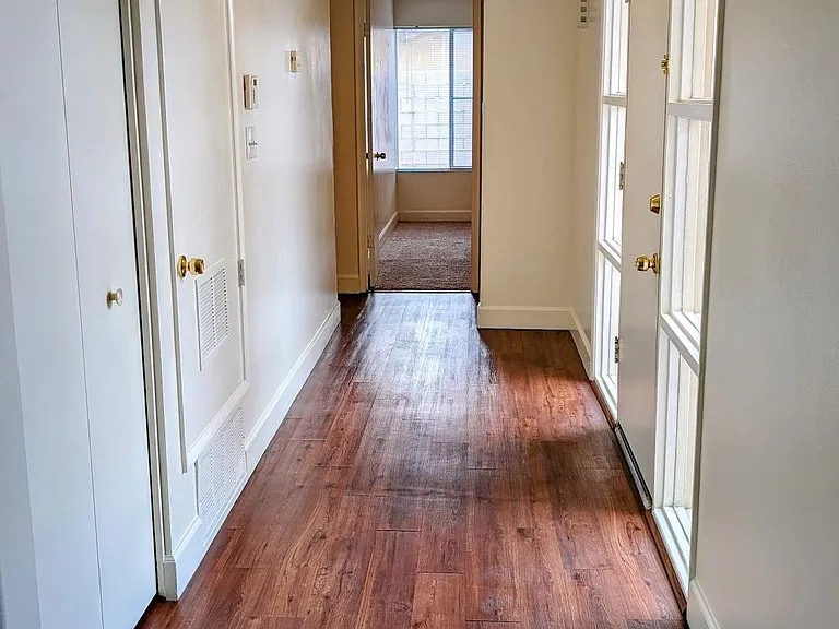 3944 E Desert Cove Ave — Photo 4