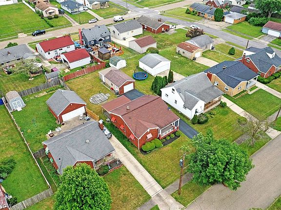 4th image of 1214 Ivanhoe Ave