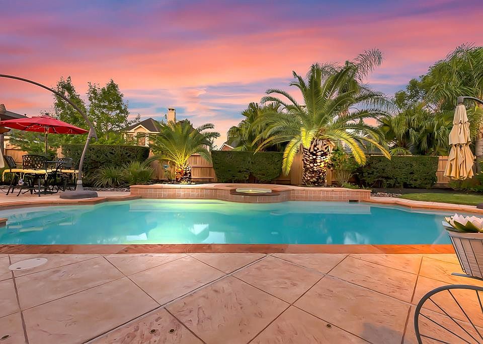 1st image of 6334 Collina Springs Ct