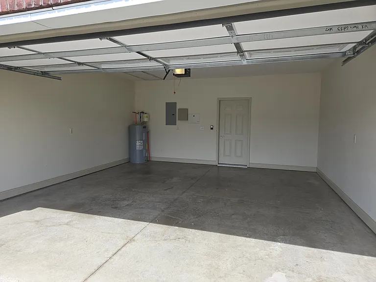 400B Lincoln Ave — Photo 11
