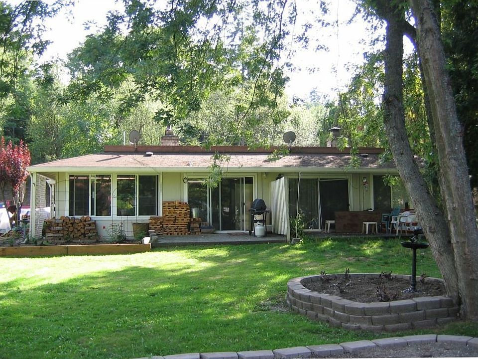 Duplex patio
