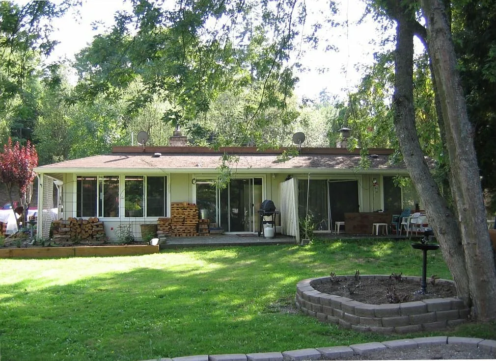 13832 SE Newport Way photo 1