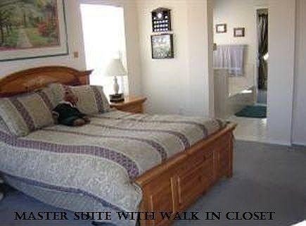 3rd image of 10724 Pinon Park Ct NW #House