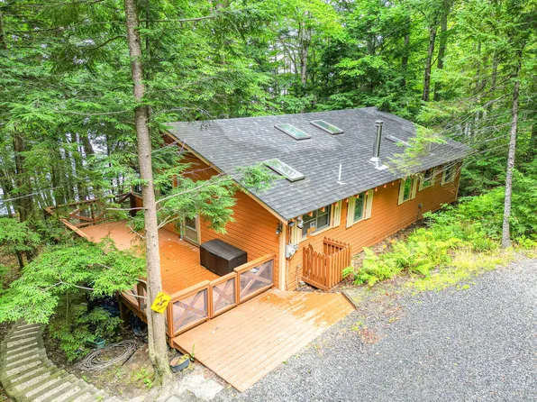 127 Hight Road, Mount Vernon, ME 04352