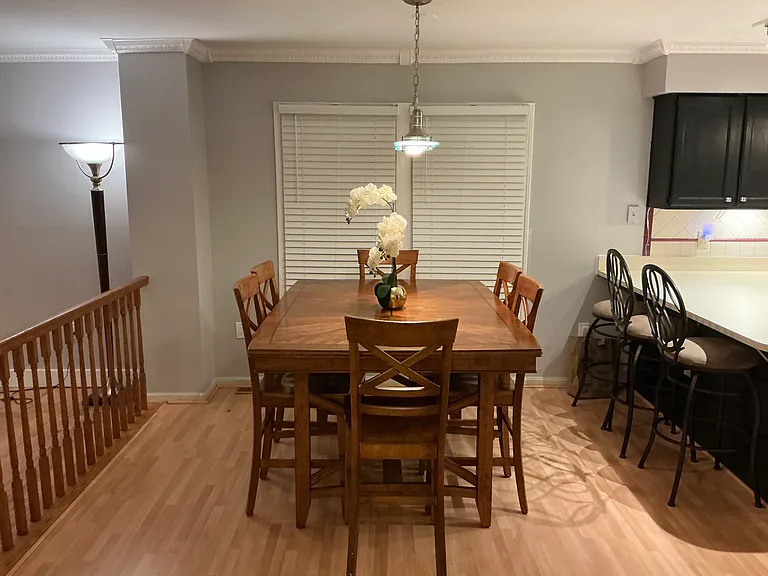 10400 Buena Vista Ave — Photo 6