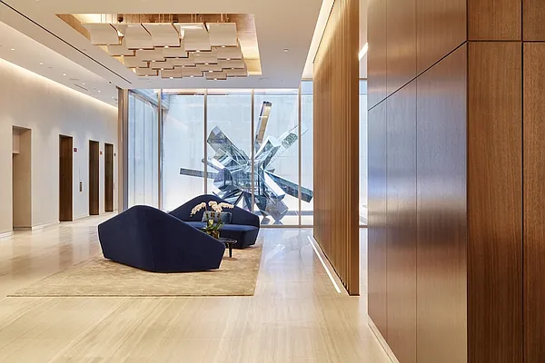 Rented by The Moinian Group | media 32