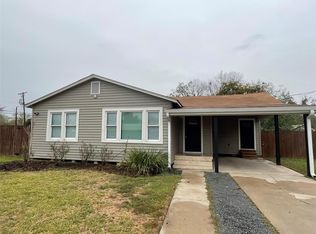 207 S George St, Victoria, TX 77901