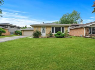 7532 Sholer Ave, Bridgeview, IL 60455