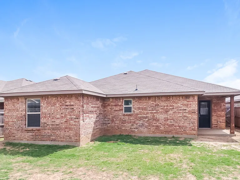 7648 Hollow Point Dr — Photo 17
