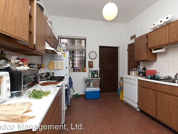 4th image of 3454 N Southport Ave APT 2