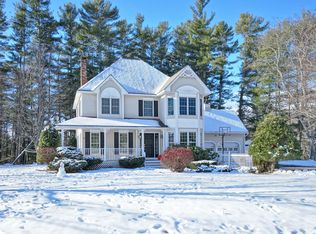 1 Twin Pond Rd, Topsham, ME 04086