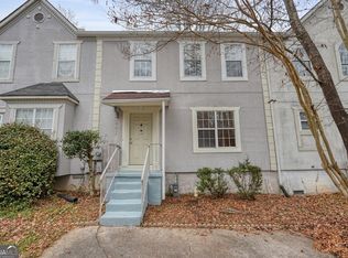 6617 Meadow Green Cir, Peachtree Corners, GA