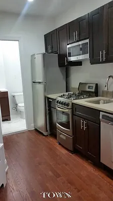 Rented by Town Residential | media 15