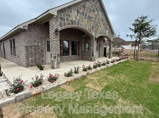 910 Fuller Ave Unit B, Cleburne, TX 76031