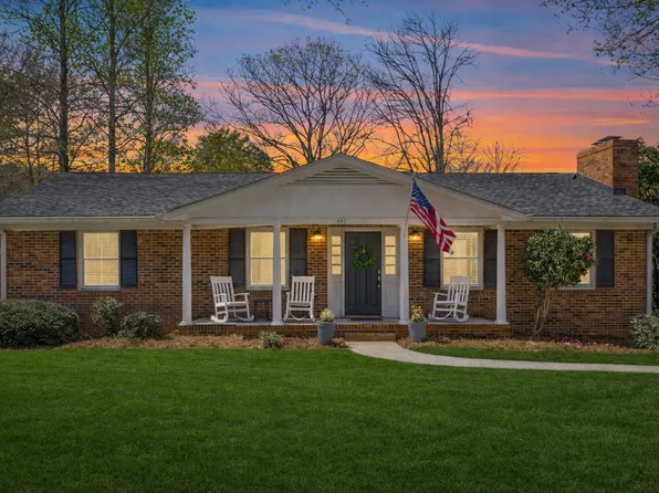 101 Cardinal Dr, Seneca, SC 29672