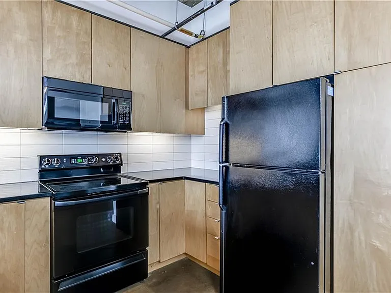 710 Colorado St #G-9 — Photo 3