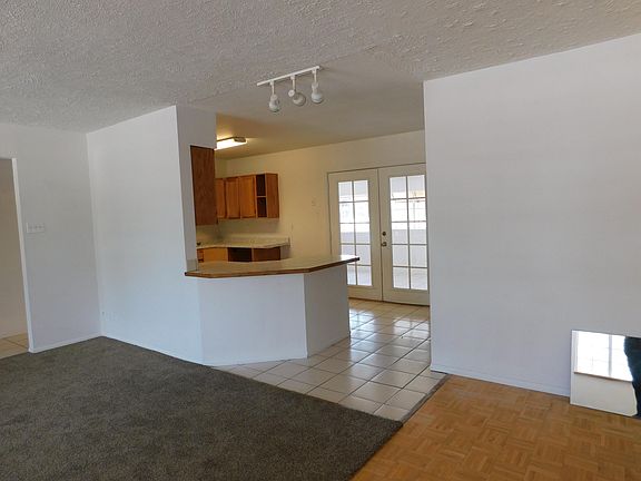 5th image of 518 Hannah Pl