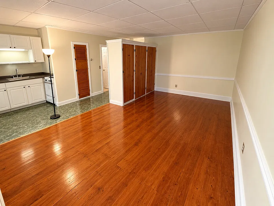 13 Jarves St #3