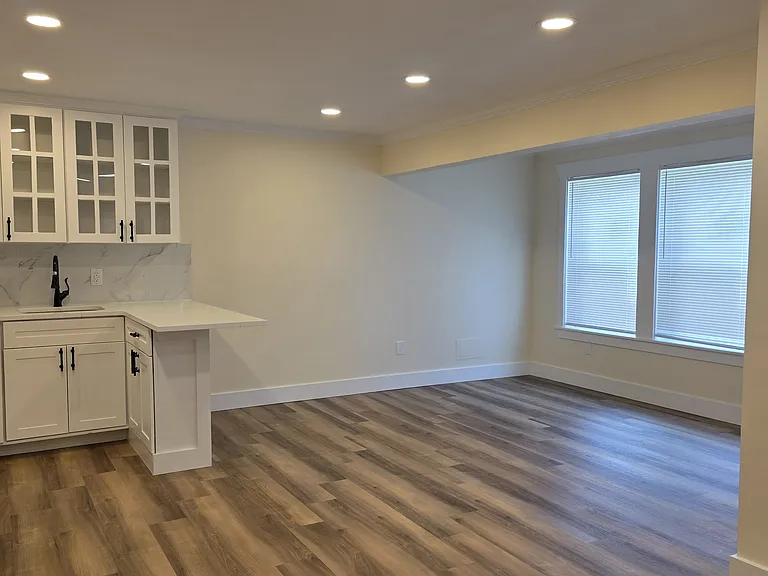 312 Marietta Ct — Photo 9