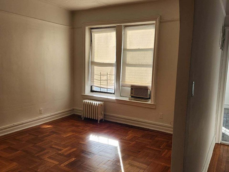 2nd image of 32-05 81st St #C3