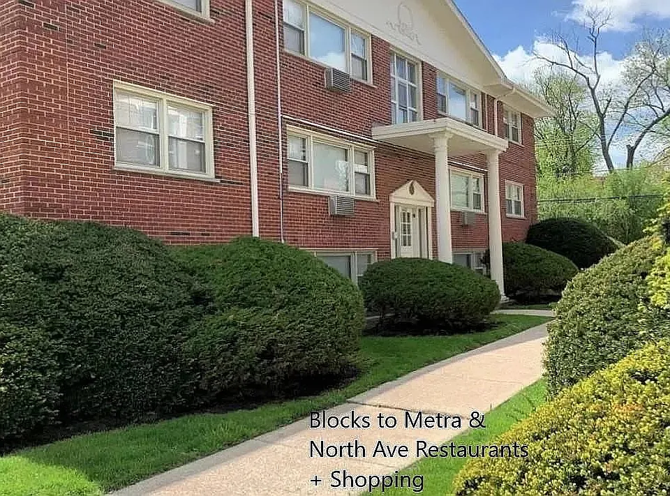 446 N Ardmore Ave #1B