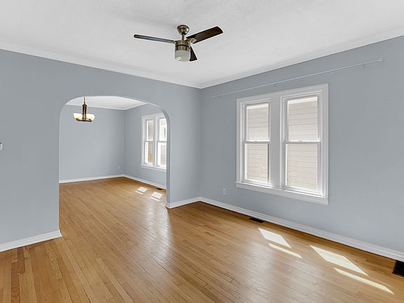 5th image of 4941 W Drummond Pl