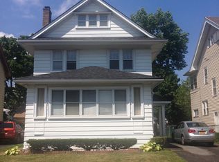 112 Roxborough Rd, Rochester, NY 14619