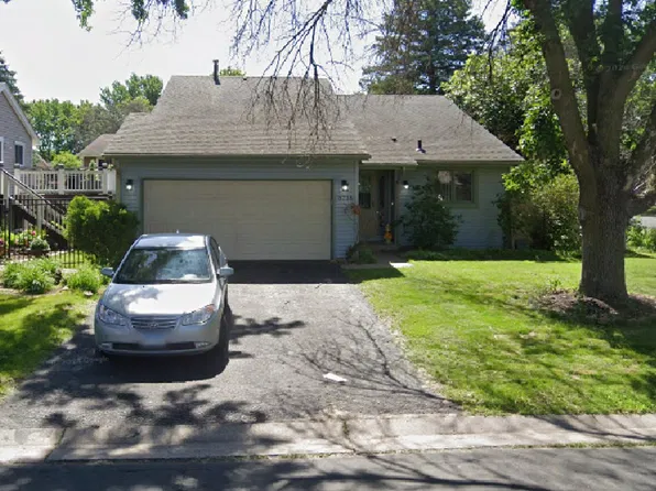5716 Ridge Creek Rd, Shoreview, MN 55126