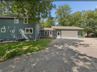 4466 Park Ave, Clear Lake, IA 50428
