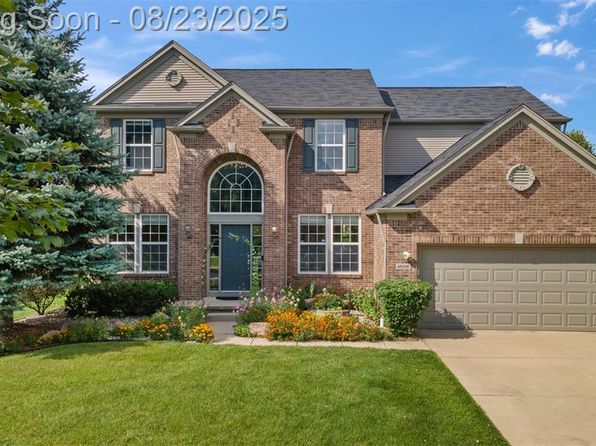 48938 Running Trout Ln