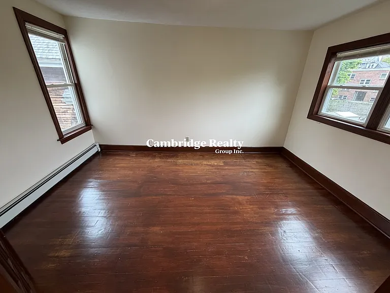 569R Main St #2R — Photo 18