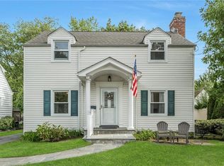 211 Lincoln Pl, Eastchester, NY 10709