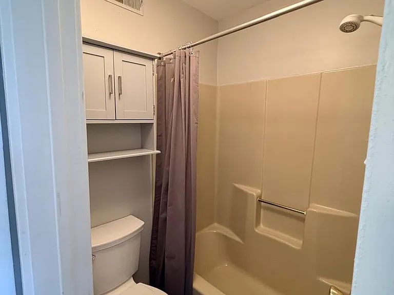 2202 Sandra Rd — Photo 26