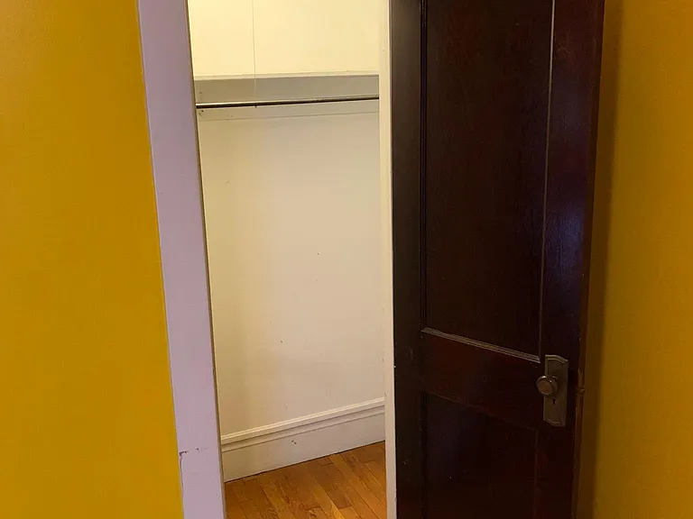 373 Beech St — Photo 7