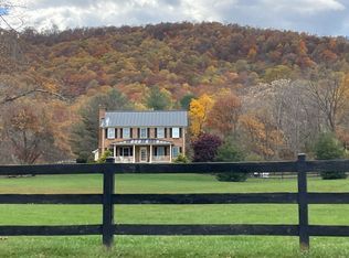 10348 Post Oak Ct, Marshall, VA 20115