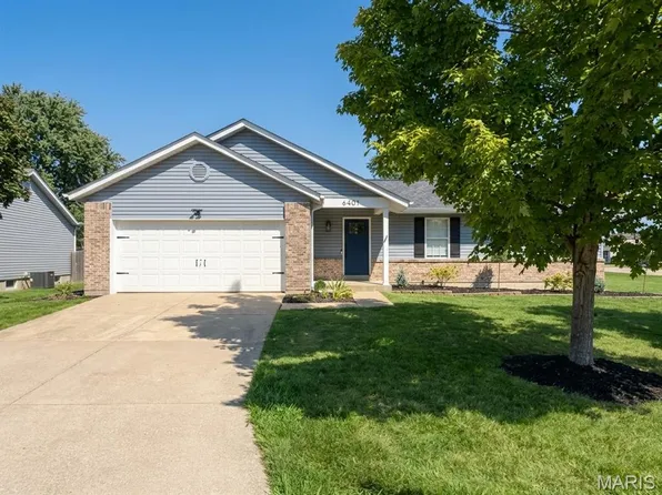 6401 Long Timber Dr, O'Fallon, MO 63368