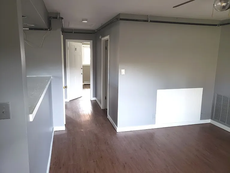 908 Greenbrier Rd #908 — Photo 12