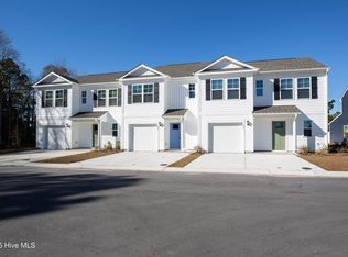 120 N Grassland Rd UNIT 15, Surf City, NC 28445