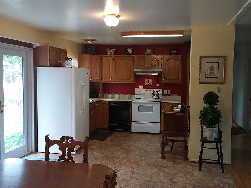1st image of 24901 Ward Ave