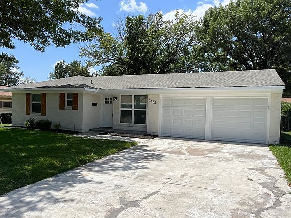 3rd image of 3435 Caracas Dr