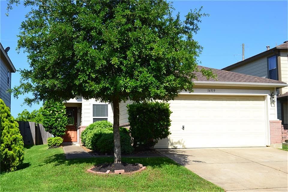 1st image of 16519 Hollygate Ln