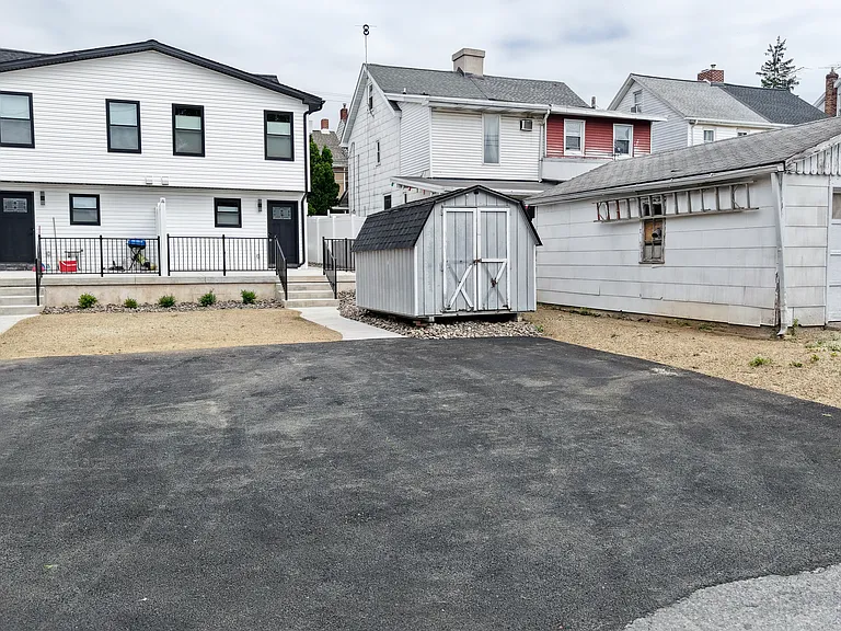 311 Church St — Photo 4