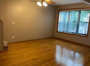 2126 W 24th St APT 2, Chicago, IL 60608