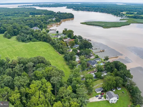 5849 Loreley Beach Rd, White Marsh, MD 21162
