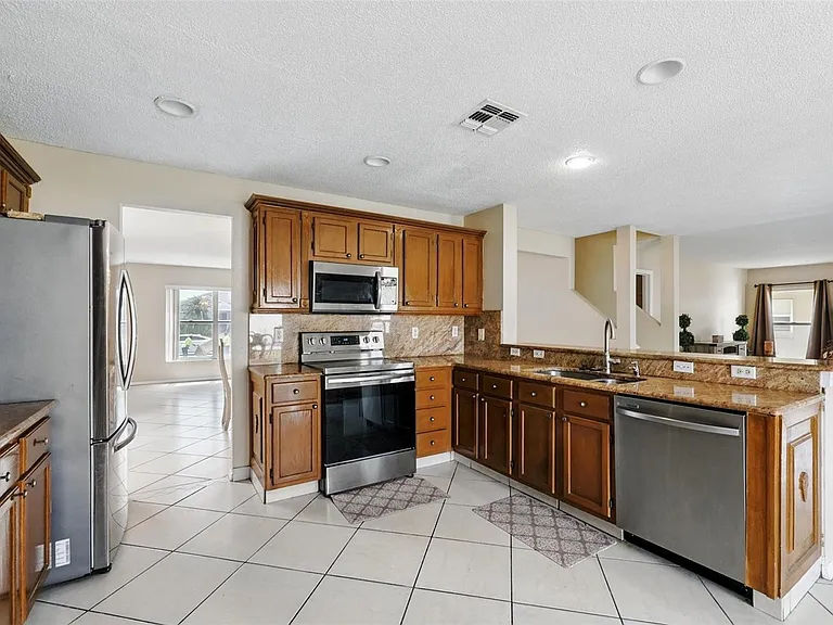 13054 Prairie Meadows Dr — Photo 19