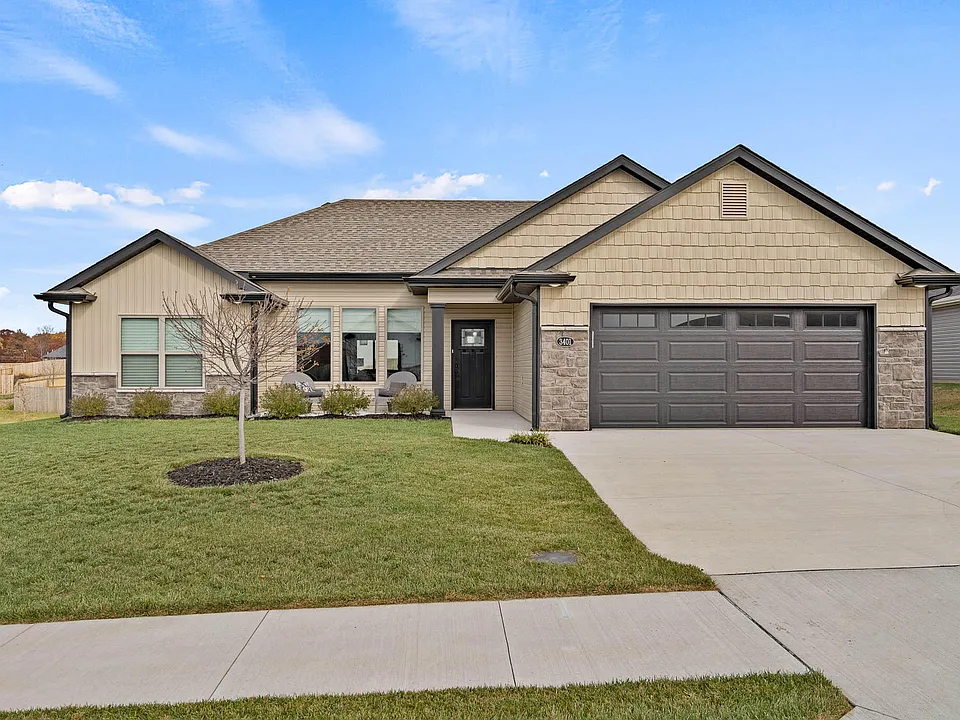 3401 Yellowwood Dr